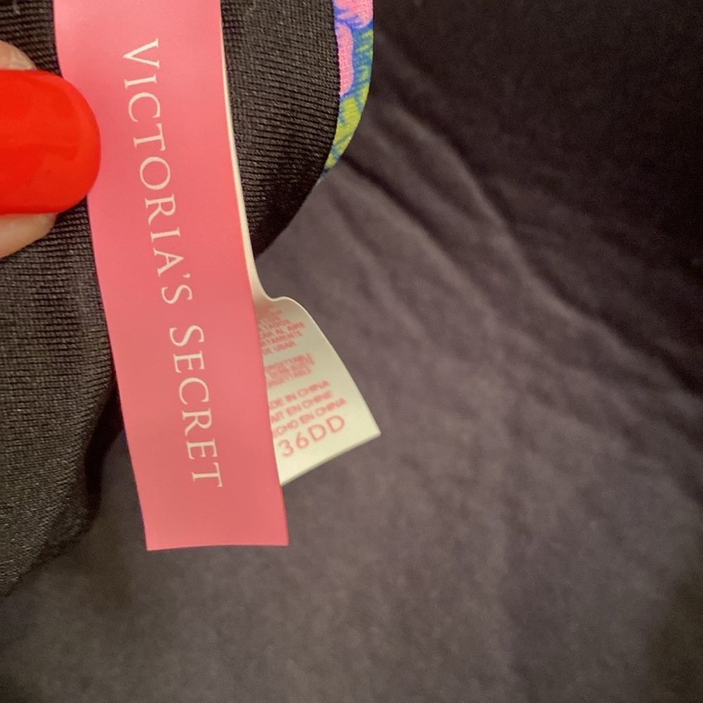 Victoria secret swim top size 36DD - Picture 4 of 6